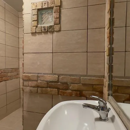 Retro Lakefront House With A Dock Balatonvilagos