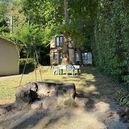 Retro Lakefront House With A Dock Balatonvilagos