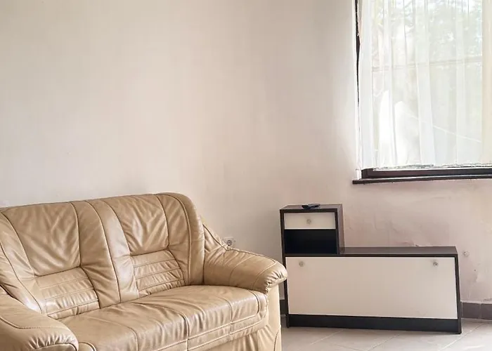Retro Lakefront House With A Dock Domek alpejski *