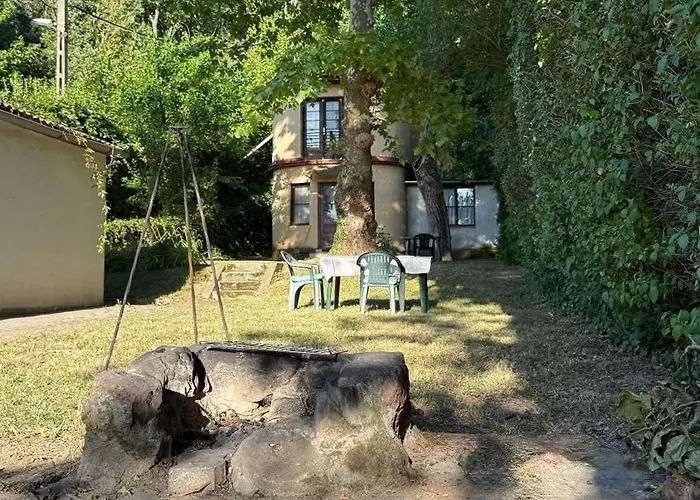 Retro Lakefront House With A Dock Балатонвилагош